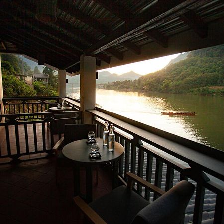 Dokchampa River View Villa Nong Khiaw ภายนอก รูปภาพ