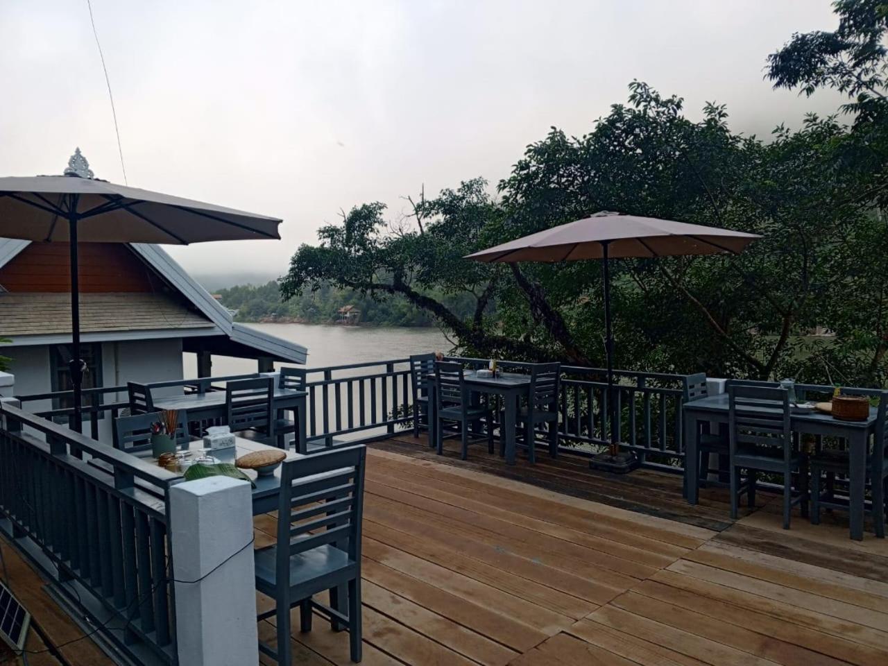 Dokchampa River View Villa Nong Khiaw ภายนอก รูปภาพ
